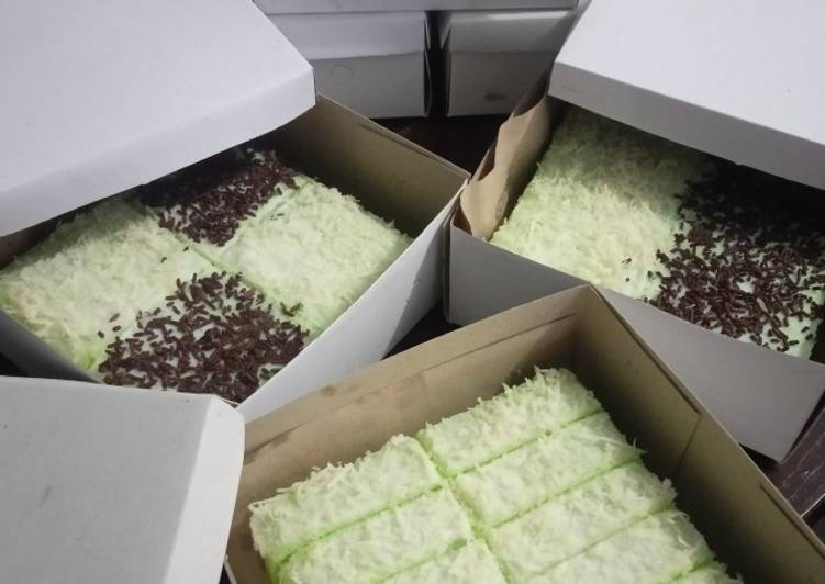 Bolu Pandan kukus