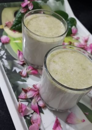 ઠંડાઈ (Thandai Recipe In Gujarati) રેસીપી મુખ્ય ફોટો