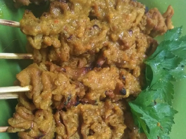 Langkah Gampang Menyiapkan Resep Sate Usus Bumbu Kuning yang  Bikin Ketagihan Anti Ribet, Lezat