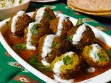 हरे मटर की कोफ्ता करी (hare matar ki kofta curry recipe in Hindi)