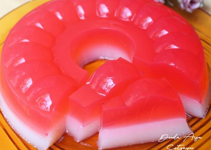Cara bikin Puding Merah Putih Cara bikin Puding Merah Putih