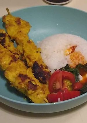 A picture of Curry Satay Chicken Skewer.