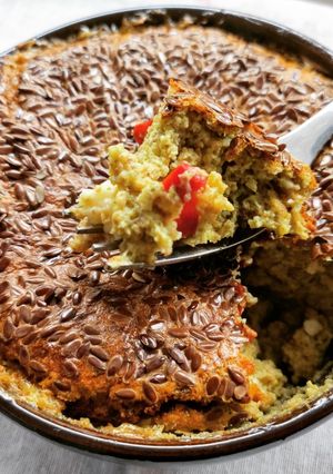 Foto di Creamy bread pudding con zucchine, peperoni e ragusano