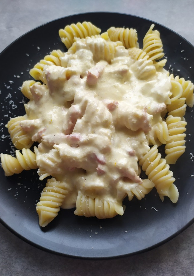 Una foto de Fusilloro alla Carbonara