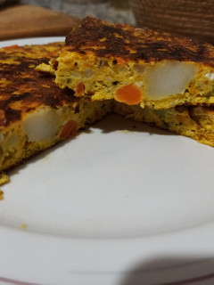Una foto de Tortilla con verduras del puchero