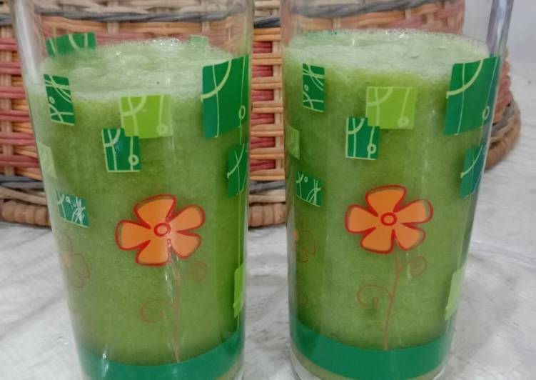 Cara olah Smoothies Pakcoy Nanas Pisang dan Pir Africa  Mudah