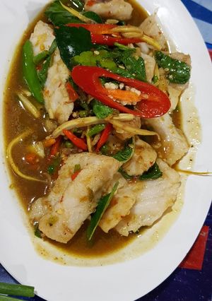 รูปของ ปลากระพงผัดฉ่า