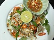 A picture of gỏi lưỡi heo