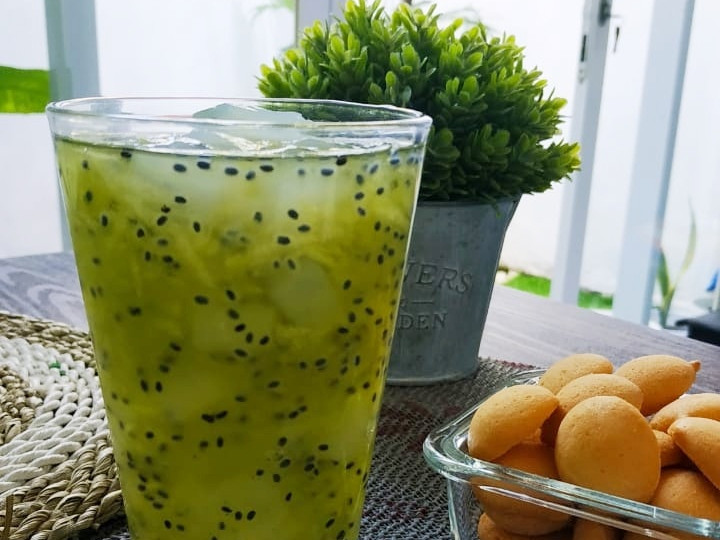 Resep Es Melon Serut Biji Selasih Bunda Pasti Bisa