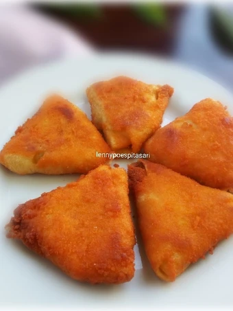 Cara Gampang Menyiapkan Resep Risoles segitiga isi rogut yang Bikin Ngiler Anti Ribet, Lezat Sekali