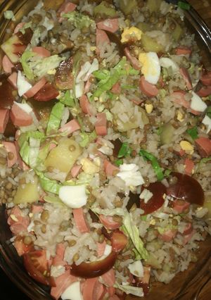 Una foto de Ensalada de lentejas con arroz