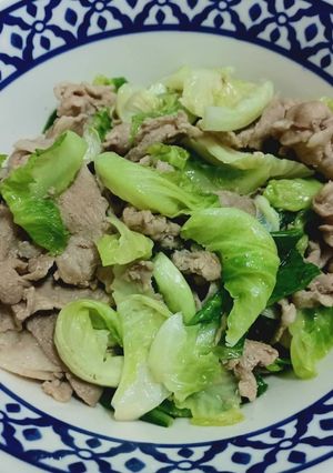 รูปของ ผัดแขนงสันคอหมูสไลซ์