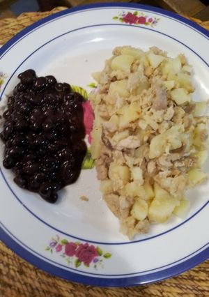Una foto de Papas con bistec