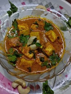 बटर पनीर मसाला (butter paneer masala recipe in marathi) रेसिपी चे मुख्य फोटो