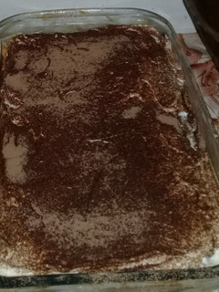 Una foto de Tiramisú reversionado con dulce de leche