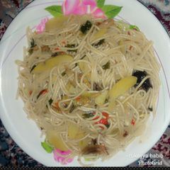 A picture of Jallof Pasta with Irish.