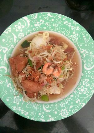 Foto resep Lontong Mie Surabaya simple