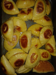 Una foto de Empanadas fáciles de jamón y queso