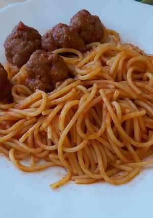 Húsgombóc spagettivel gluténmentesen recept fotója