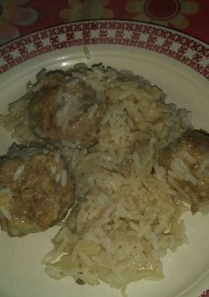 Una foto de Arroz con albóndigas