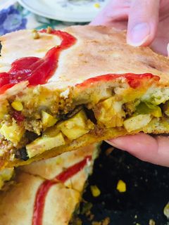 عکسی از دستور پیتزا کالزونه