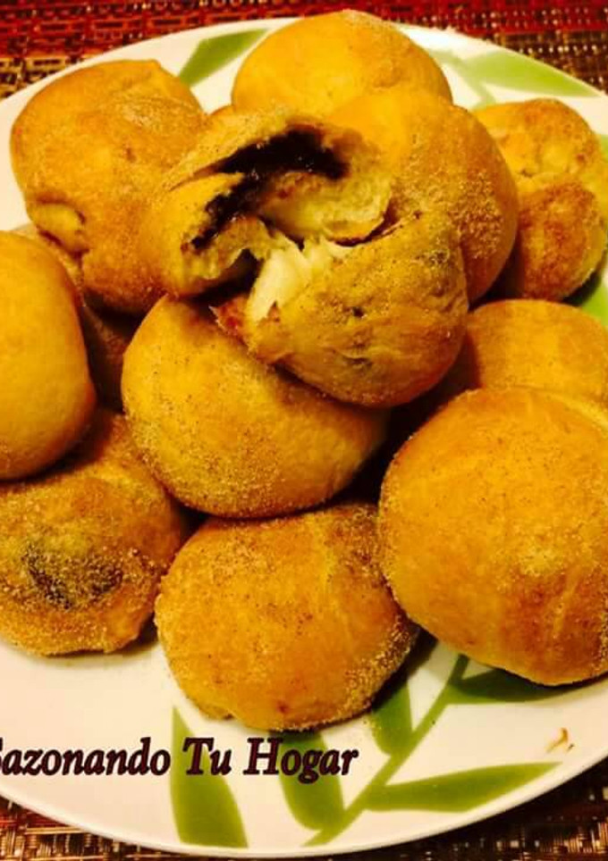 Una foto de Donas de Bolita Rellenas De  Nutella😋😋