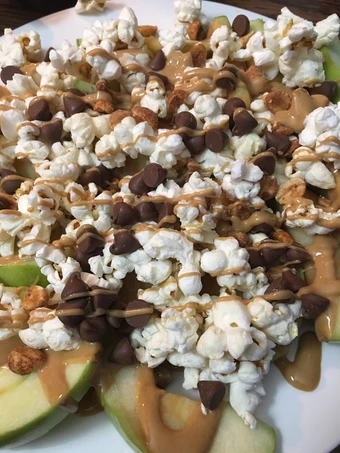 Easy Steps to Prepare Apple nachos the  Makes Drooling So Delicious