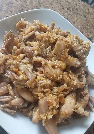 Hình của món Ếch đồng xào xả ớt.