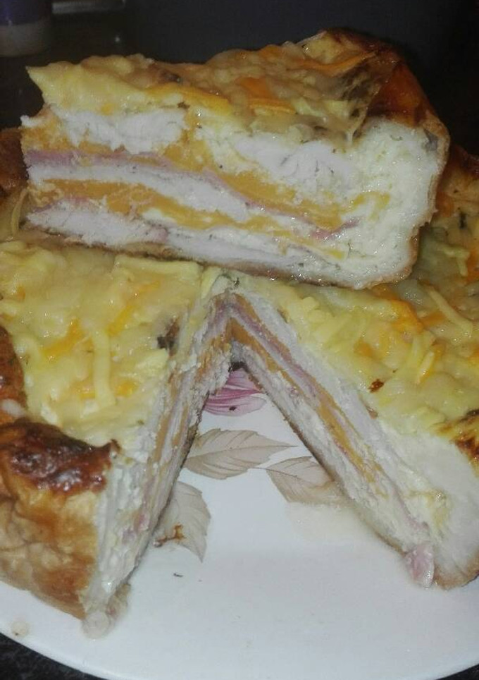 Una foto de Pastel de pechuga rellena en hojaldre en la olla GM g