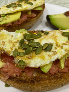 Una foto de Desayuno o cena saludable
