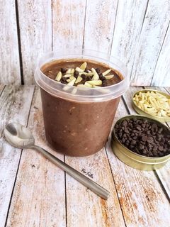 صورة لوصفة فطور الشوفان بنكهة البراونيز 🍫
