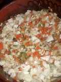 Pollo con col y vegetales