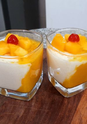A picture of Mango Panna Cota.