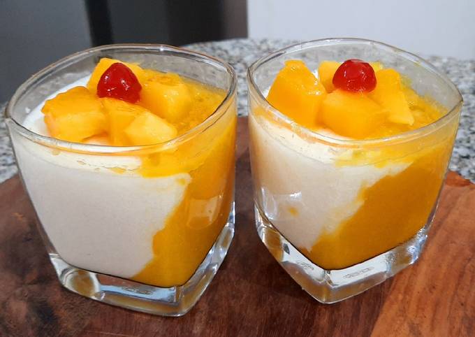 Recipe of Thomas Keller Mango Panna Cota