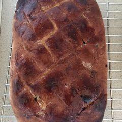 A picture of Lardy cake.