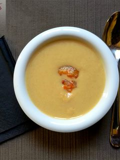Una foto de Crema fría de cigalas