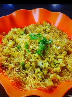 ब्रेड उपमा(bread upma recipe in hindi) रेसिपी मुख्य फोटो