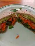 Sándwich vegano multicolor