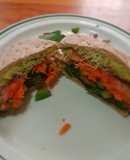 Sándwich vegano multicolor