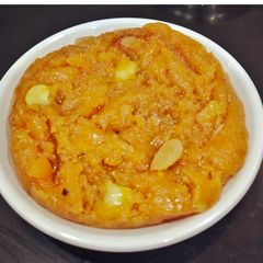 A picture of Moong Dal Halwa.