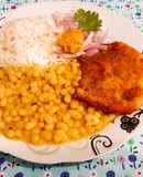 Frijol Panamito con Milanesa de pollo
