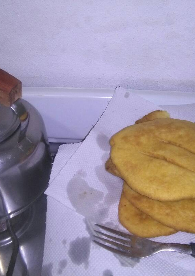 Una foto de Torta frita fácil y riquísimas!!