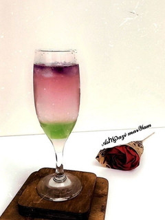 عکسی از دستور شربت موهیتو و گل پنیرک 🍸