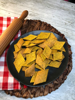 Una foto de Nachos caseros de garbanzos con sésamo y chía