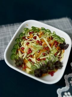 عکسی از دستور سالاد نواری