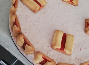 Una foto de Pay de barritas de fresa
