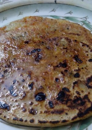 A picture of Aloo ka paratha.