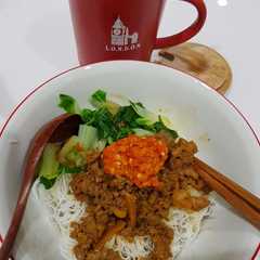 รูปของ Bihun babi simple