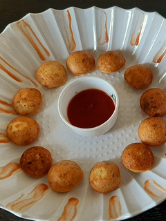 A picture of Moong dal appe.