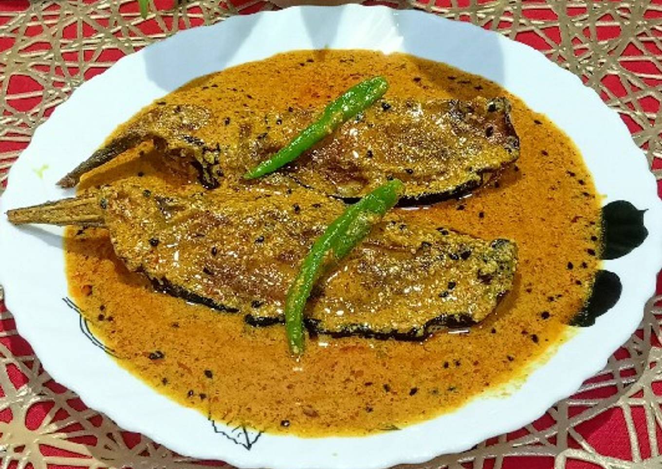 Bengali Style Brinjal mustard seeds Gravy